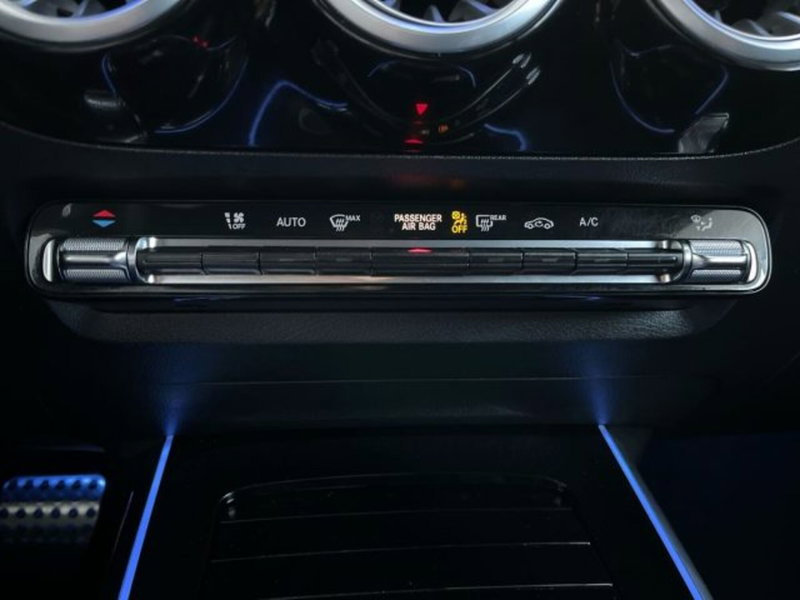 Mercedes-Benz GLA SUV usata a Verona (14)