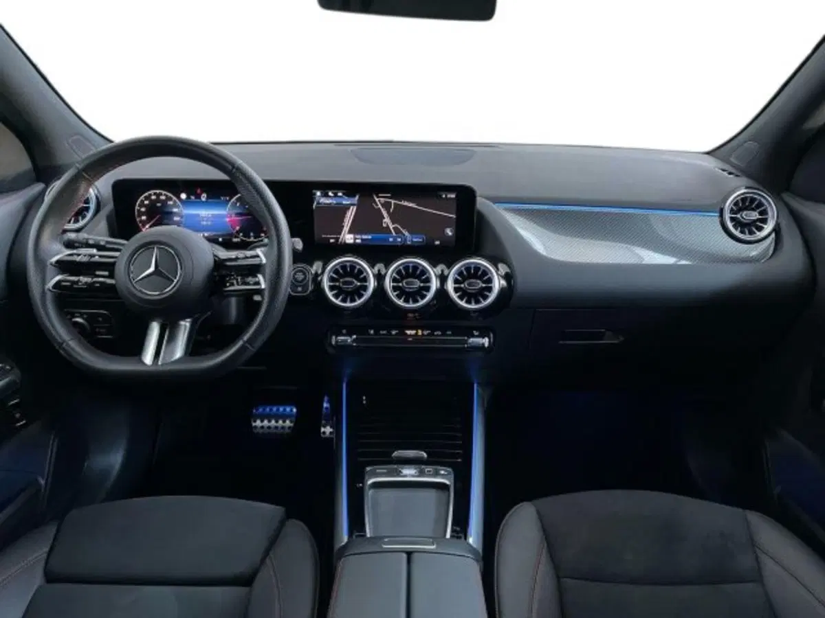 Mercedes-Benz GLA SUV usata a Verona (9)