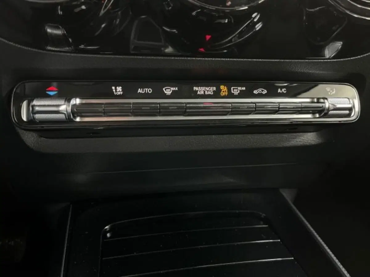 Mercedes-Benz GLA SUV usata a Verona (14)