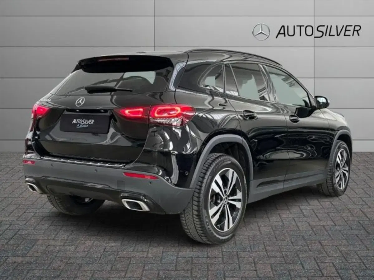 Mercedes-Benz GLA SUV usata a Verona (2)