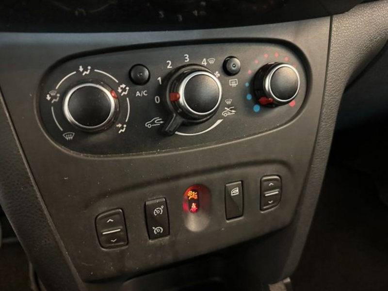 Dacia Sandero usata a Vicenza (11)