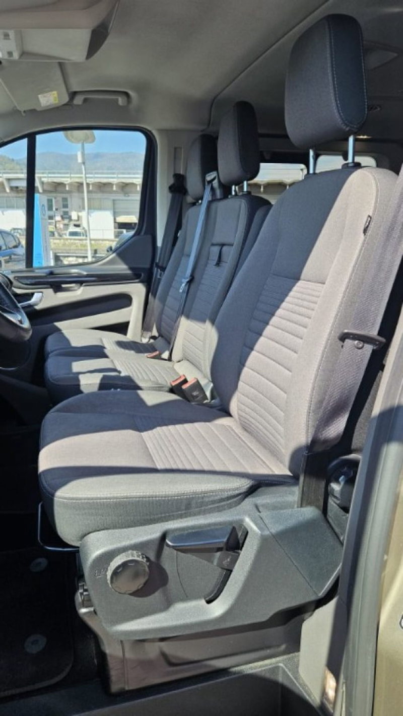 Ford Tourneo Custom usata a Lucca (14)