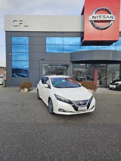 Nissan Leaf Acenta 40 kWh del 2021 usata a Lucca