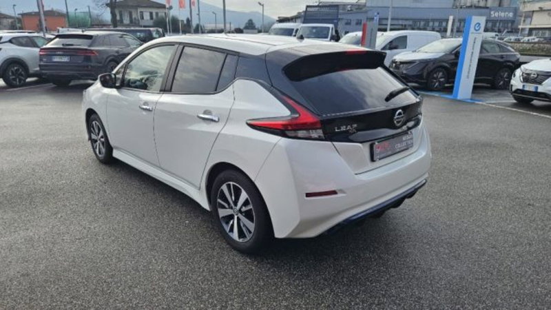 Nissan Leaf usata a Lucca (6)