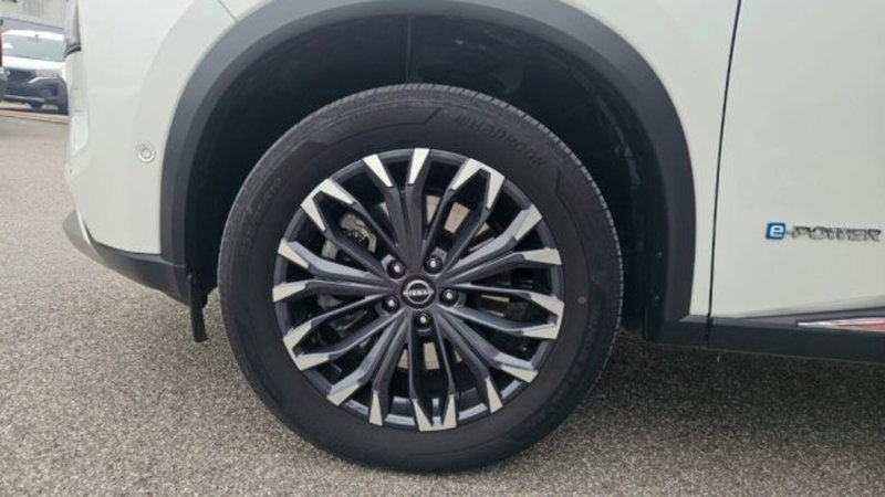 Nissan X-Trail usata a Lucca (7)