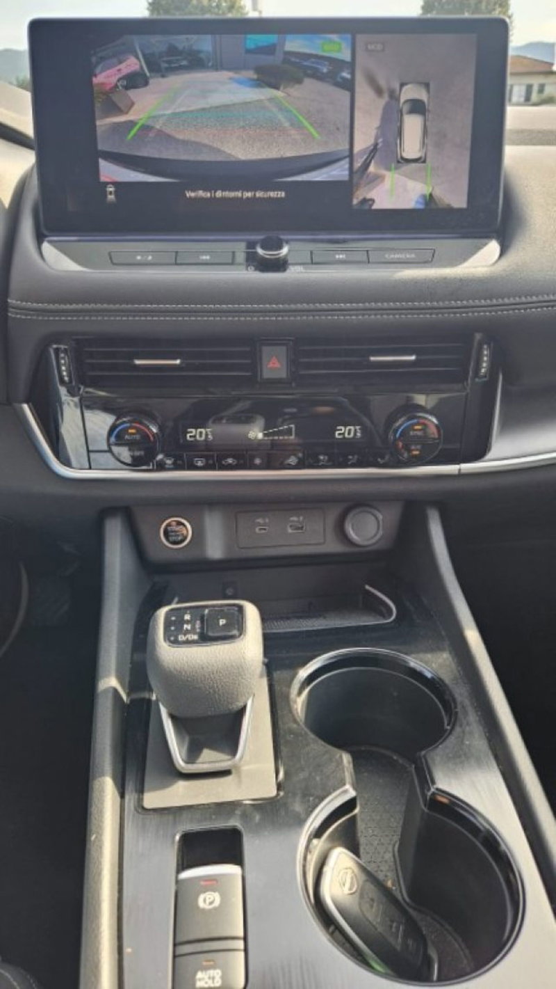 Nissan X-Trail usata a Lucca (13)