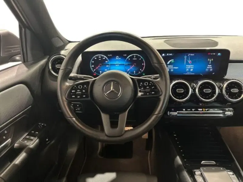 Mercedes-Benz GLB usata a Avellino (11)