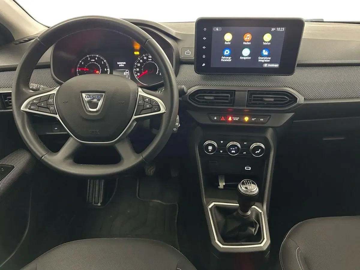 Dacia Jogger usata a Bolzano (10)