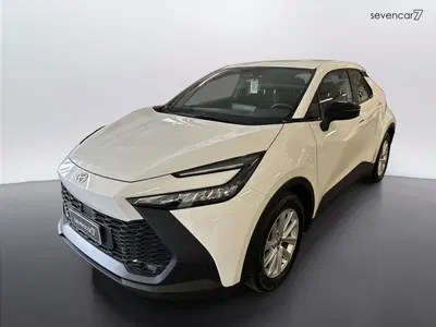 Toyota Toyota C-HR 1.8 hv Active eco fwd e-cvt del 2024 usata a Verona