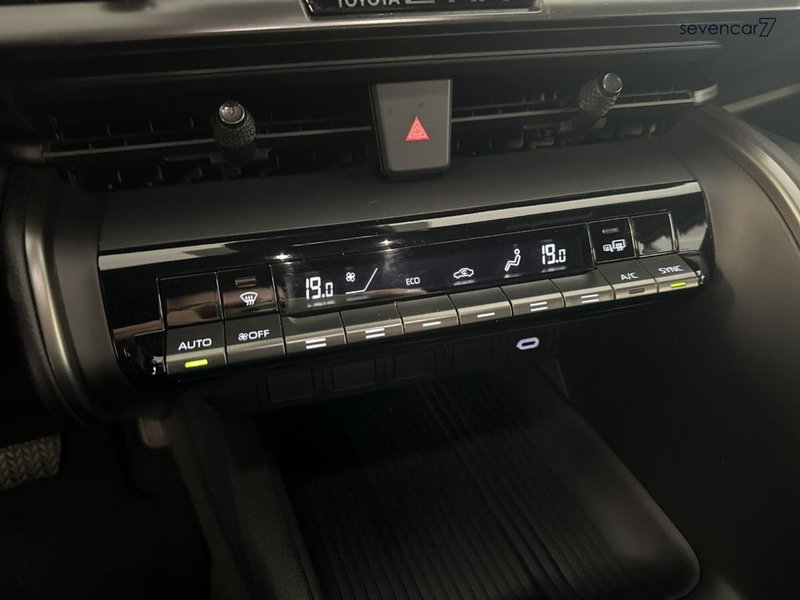 Toyota Toyota C-HR usata a Verona (14)