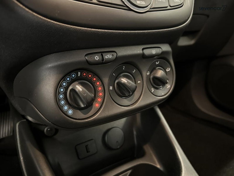 Opel Corsa usata a Verona (14)