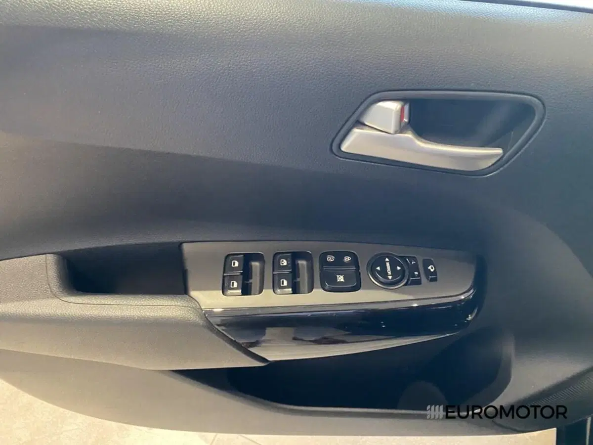 Kia Picanto usata a Bari (11)