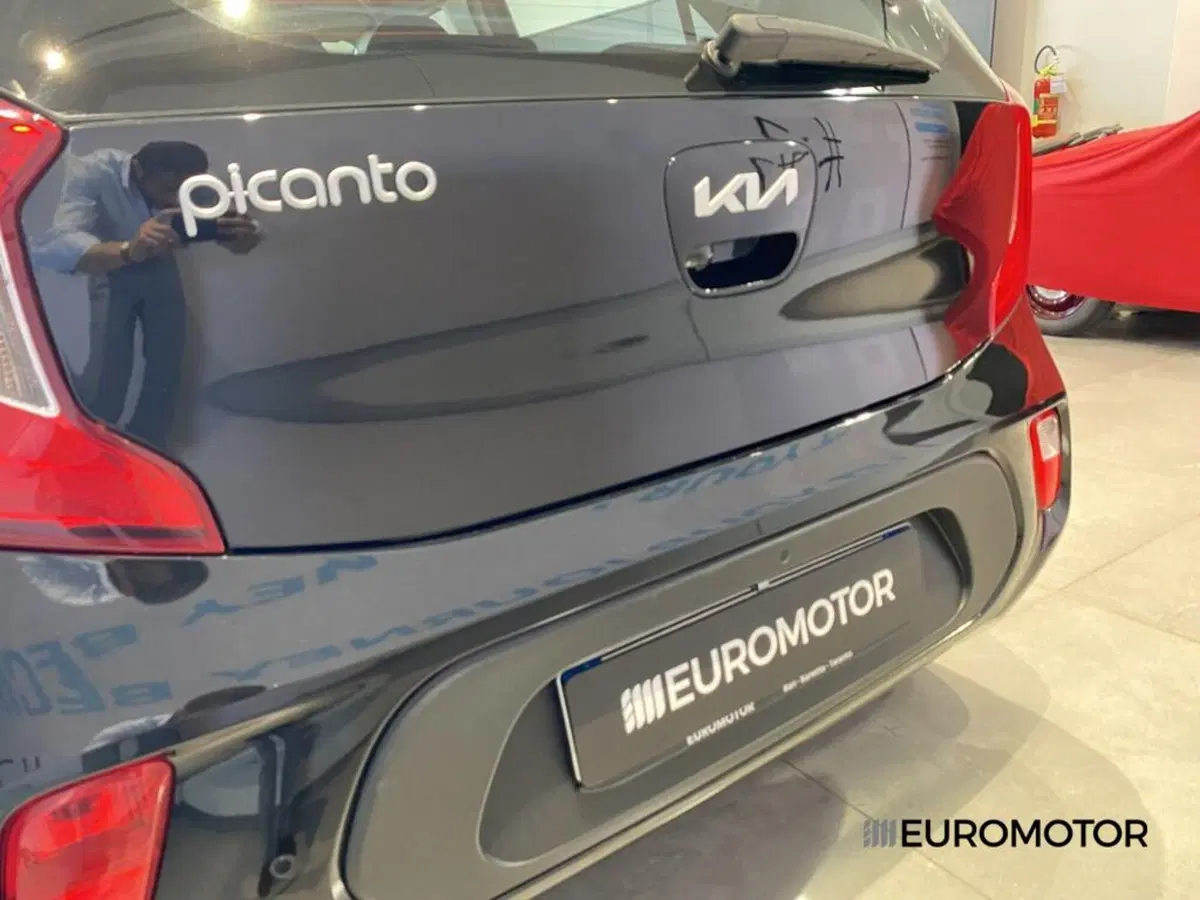 Kia Picanto usata a Bari (9)