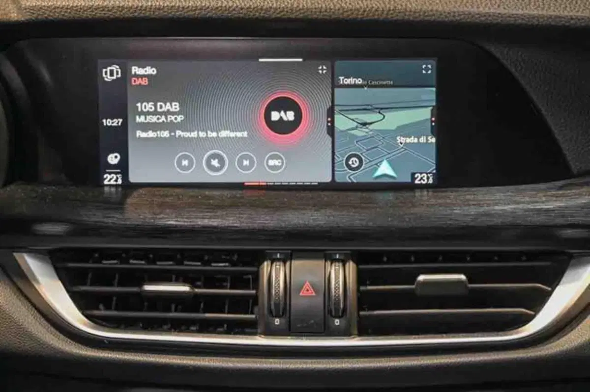 Alfa Romeo Stelvio usata a Torino (16)