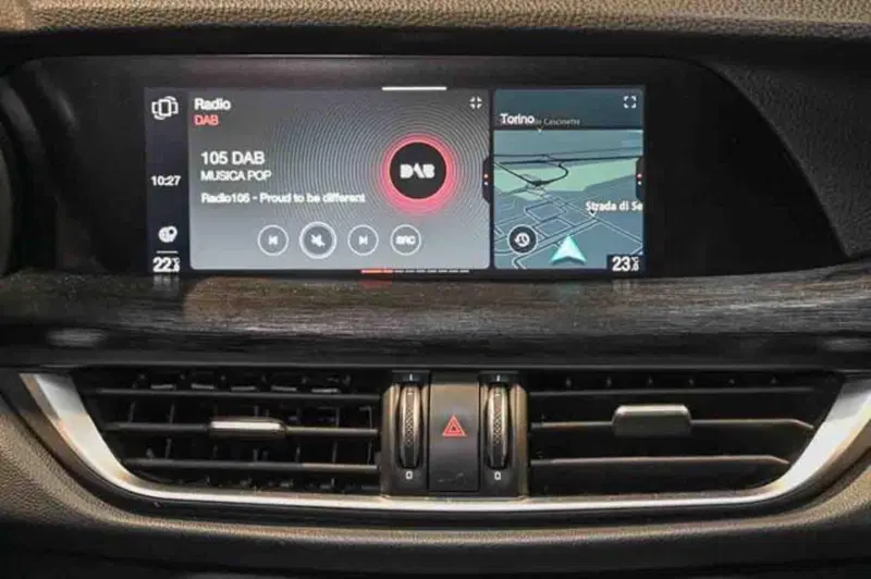Alfa Romeo Stelvio usata a Torino (16)