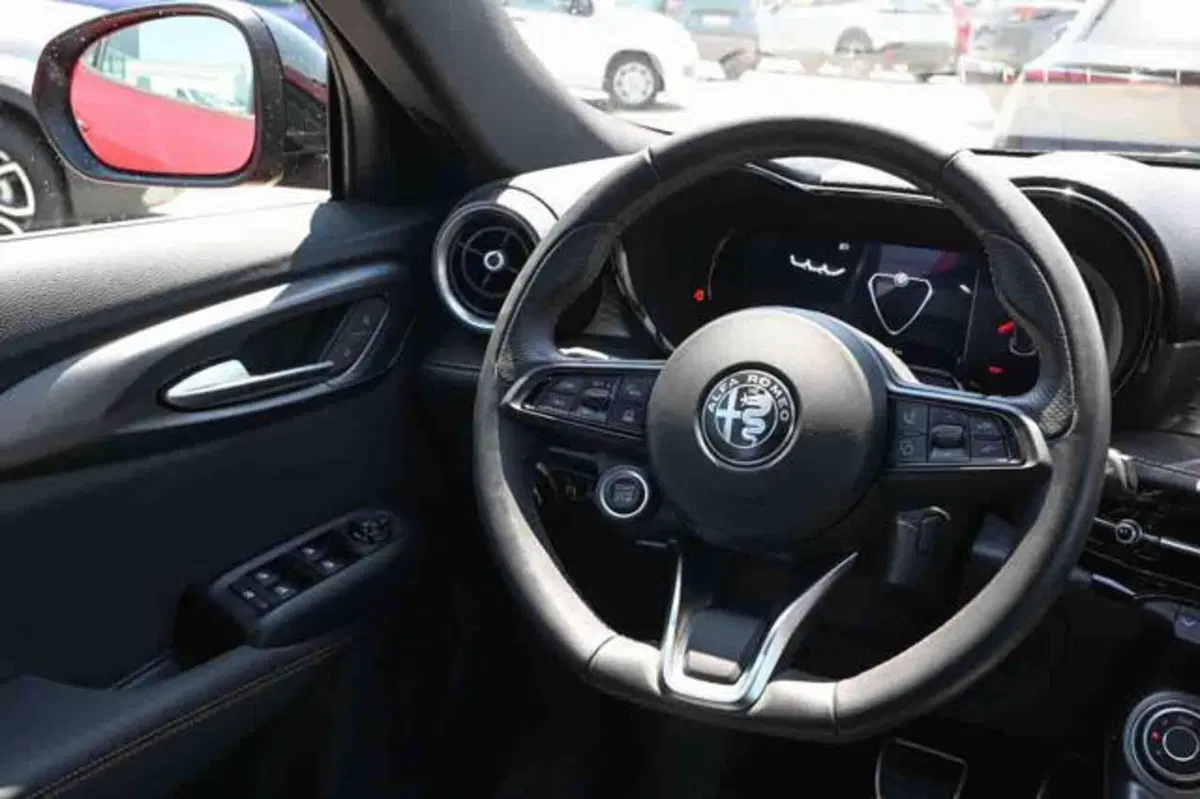 Alfa Romeo Tonale usata a Torino (12)