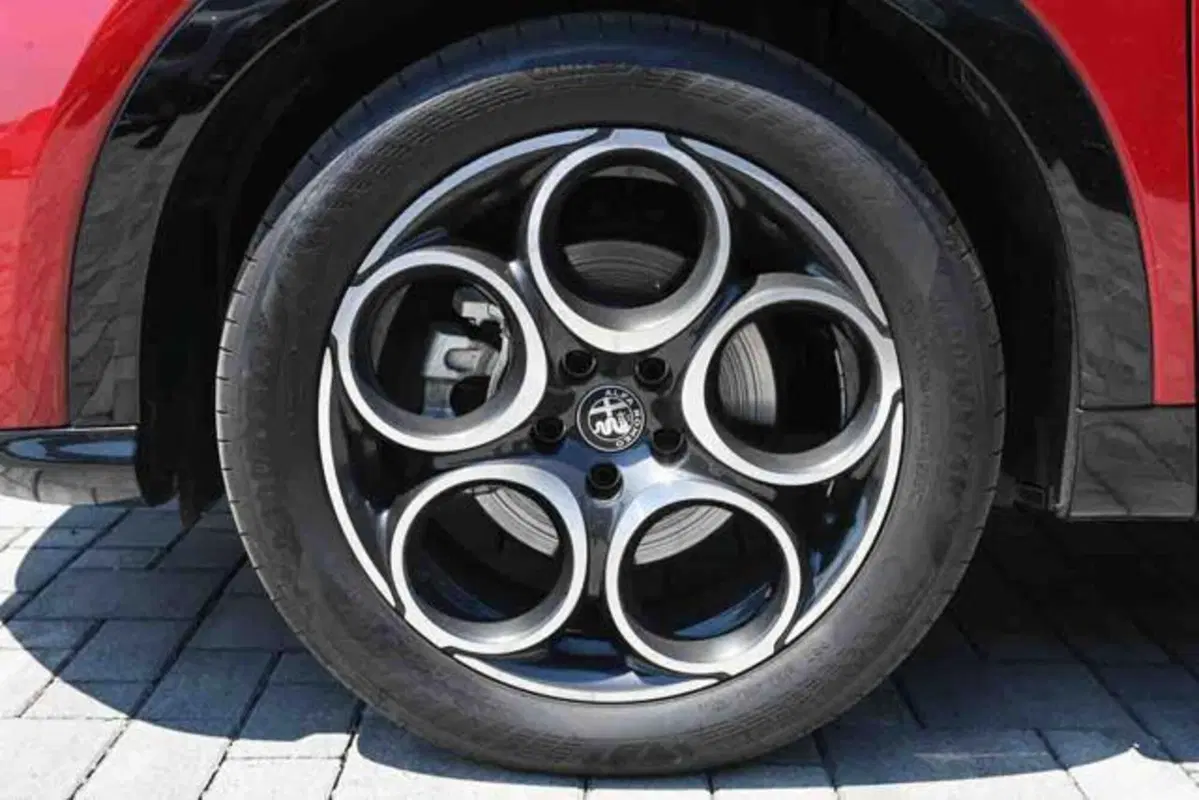 Alfa Romeo Tonale usata a Torino (6)