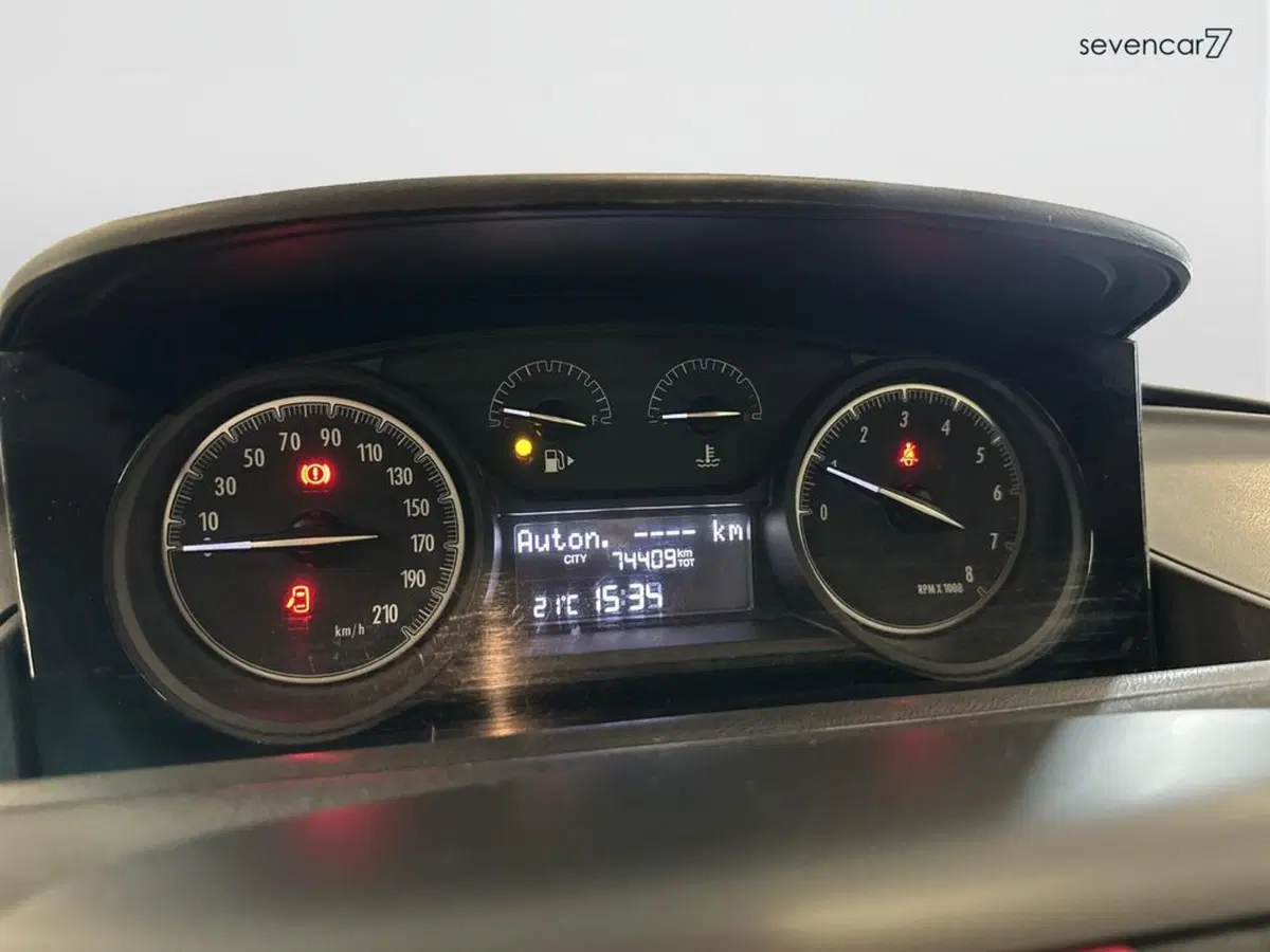 Lancia Ypsilon usata a Verona (11)