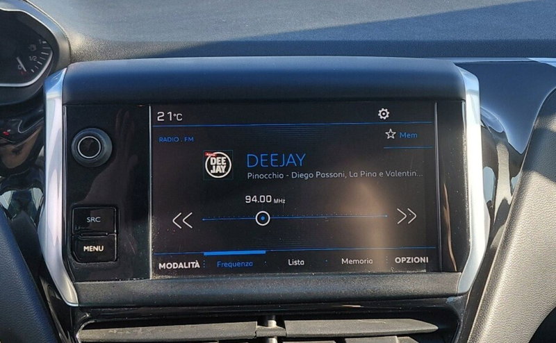 Peugeot 208 usata a Cosenza (11)