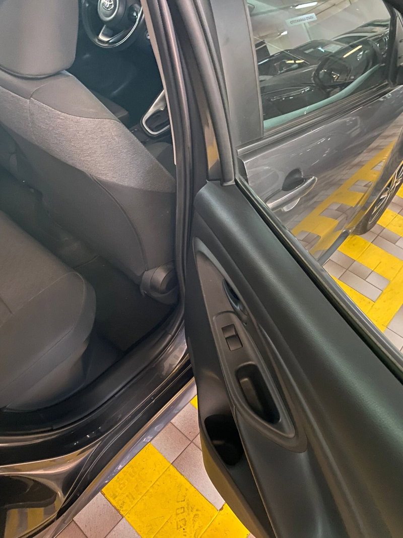 Toyota Yaris usata a Cagliari (12)