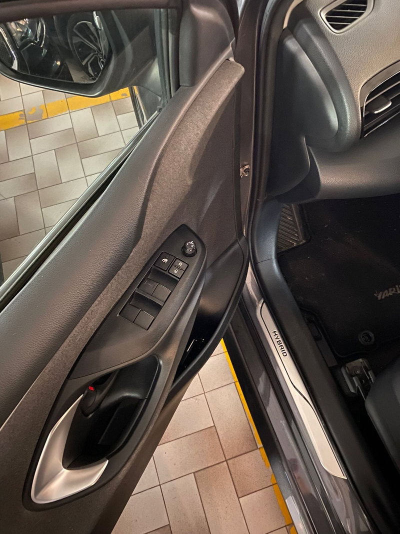 Toyota Yaris usata a Cagliari (3)