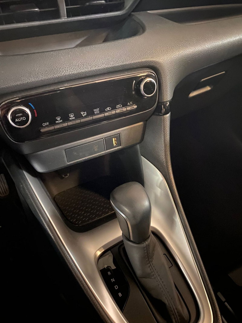 Toyota Yaris usata a Cagliari (8)