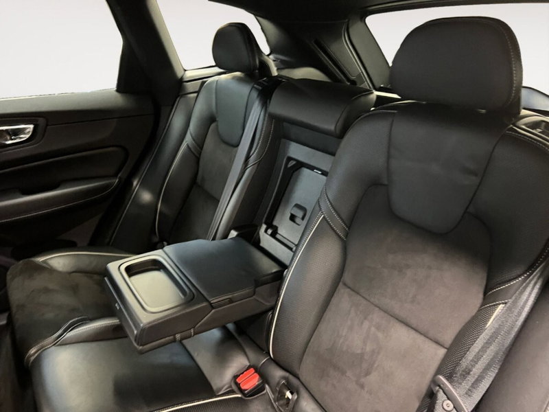 Volvo XC60 usata a Verona (9)