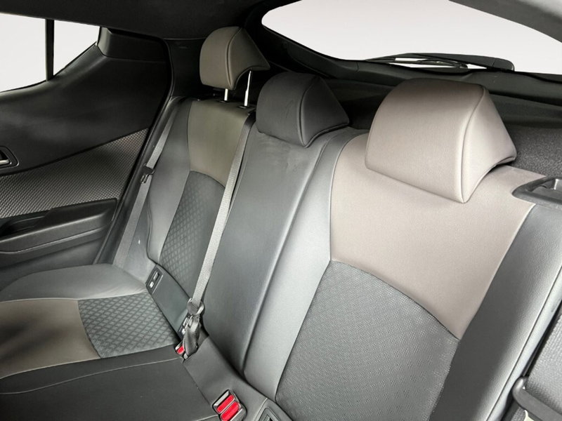 Toyota Toyota C-HR usata a Verona (7)