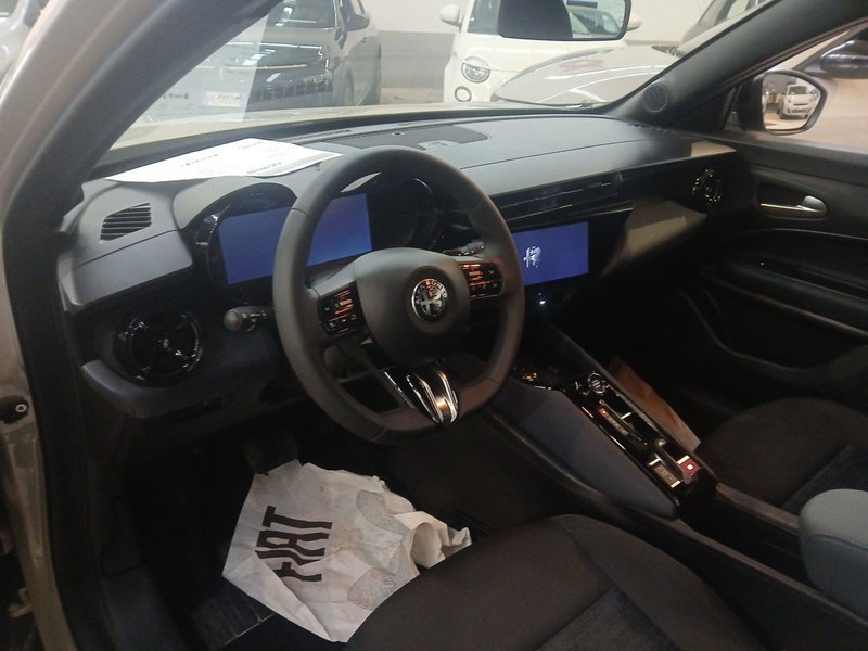 Alfa Romeo Junior usata a Lecce (15)