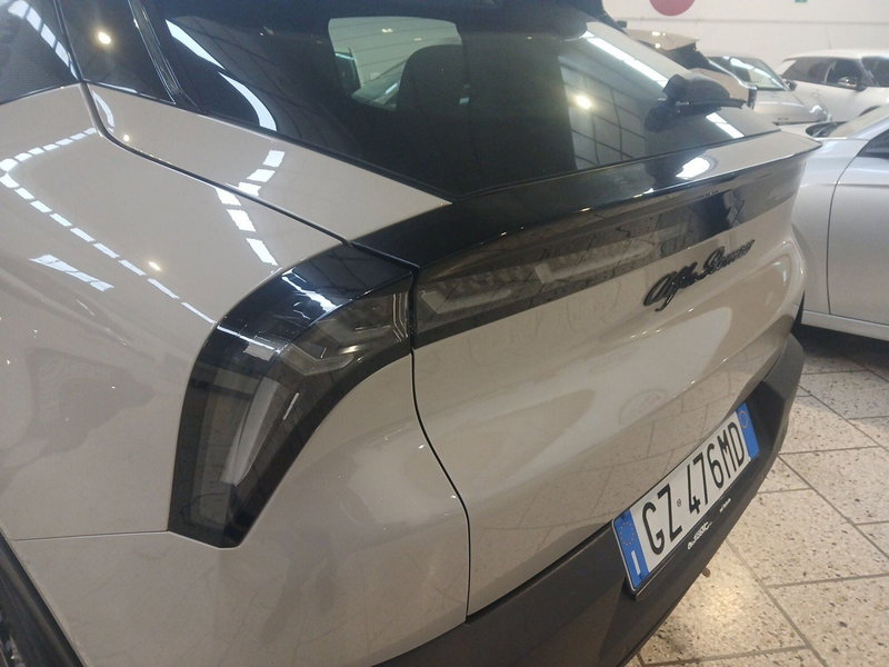 Alfa Romeo Junior usata a Lecce (7)