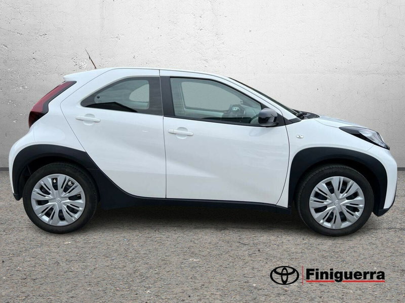 Toyota Aygo X usata a Sondrio (6)