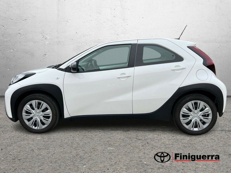 Toyota Aygo X usata a Sondrio (7)