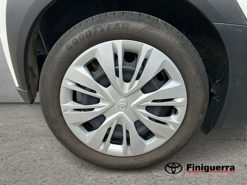 Toyota Aygo X usata a Sondrio (8)