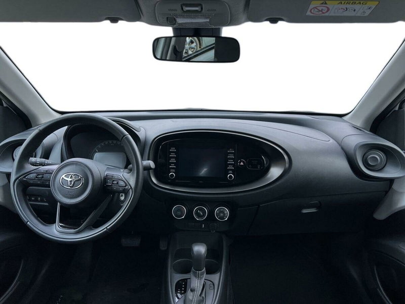 Toyota Aygo X usata a Sondrio (9)