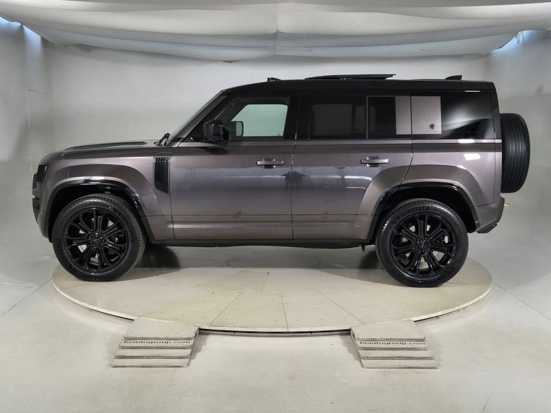 Land Rover Defender nuova a Torino (6)