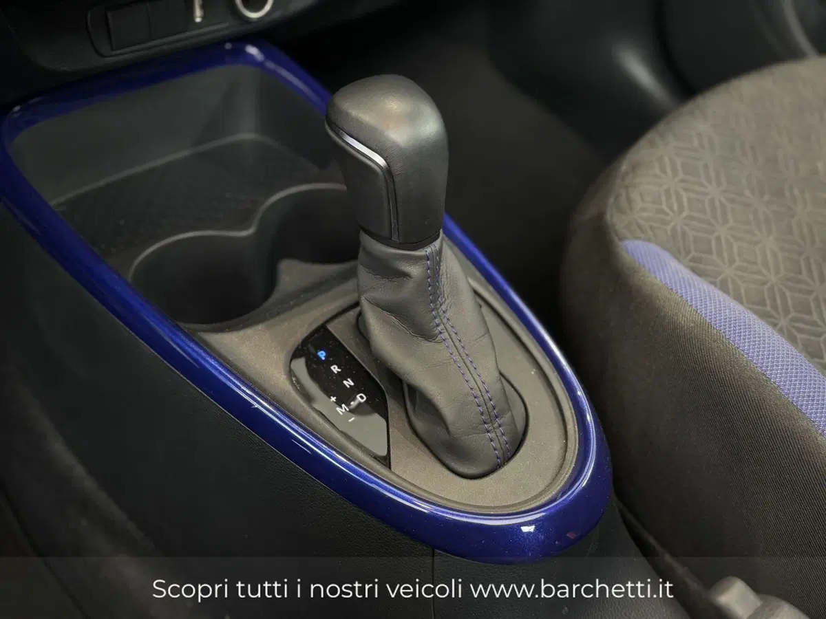 Toyota Aygo X usata a Brescia (12)