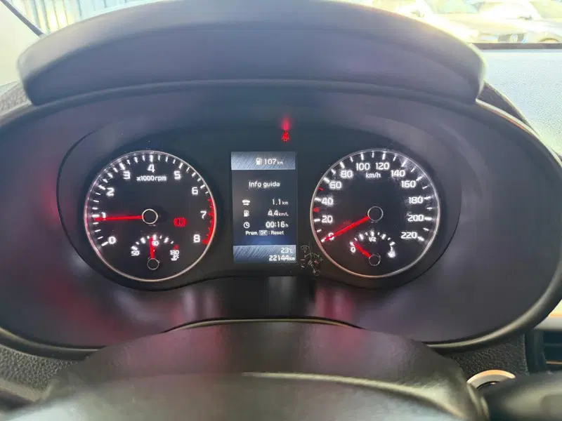 Kia Picanto usata a Napoli (10)