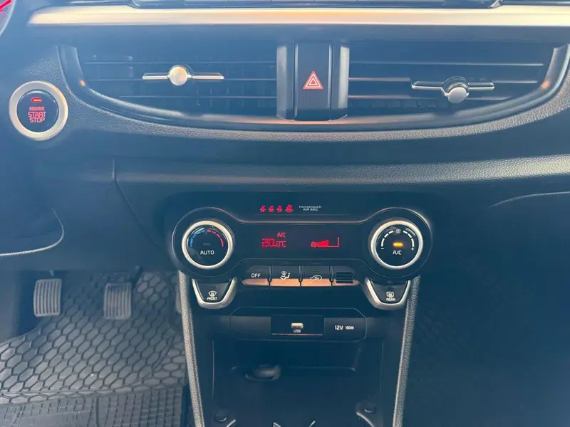 Kia Picanto usata a Napoli (13)