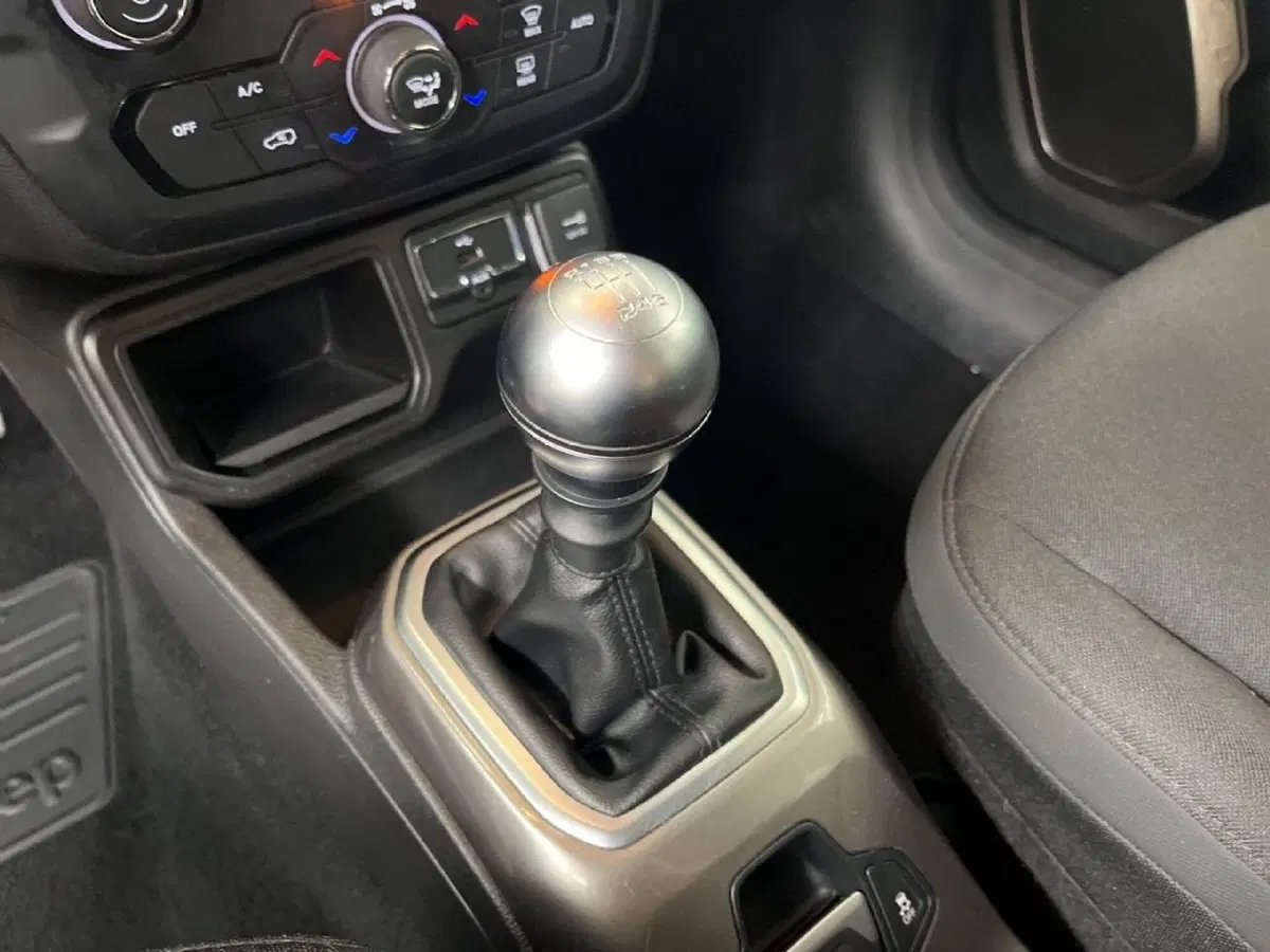 Jeep Renegade usata a Torino (13)