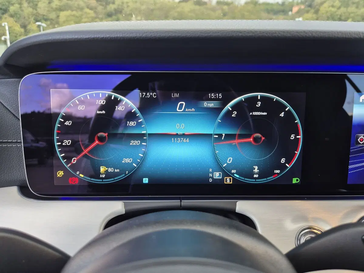 Mercedes-Benz Classe E Cabrio usata a Alessandria (14)