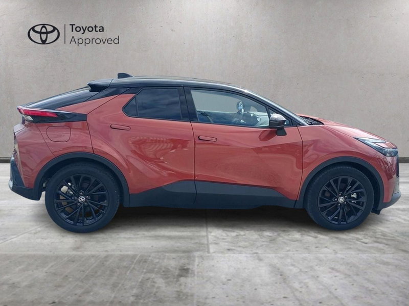 Toyota Toyota C-HR usata a Ragusa (4)