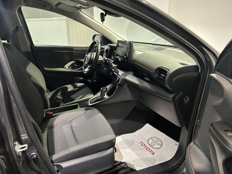 Toyota Yaris usata a Milano (6)