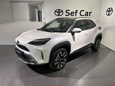 Toyota Yaris Cross Lounge awd-i 130cv e-cvt nuova a Milano