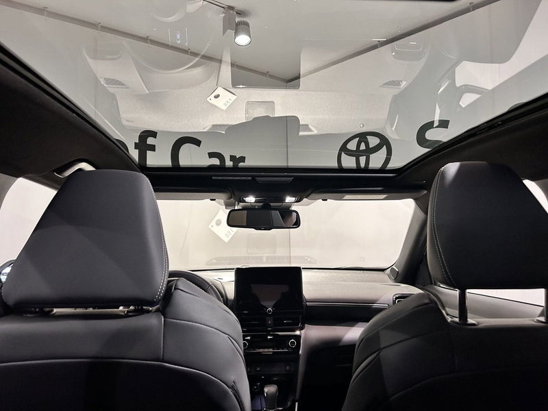 Toyota Yaris Cross nuova a Milano (10)