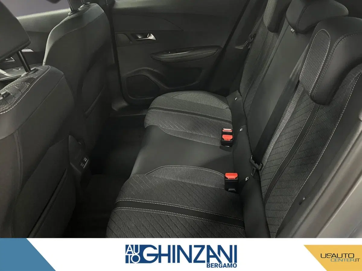 Peugeot 2008 nuova a Bergamo (7)