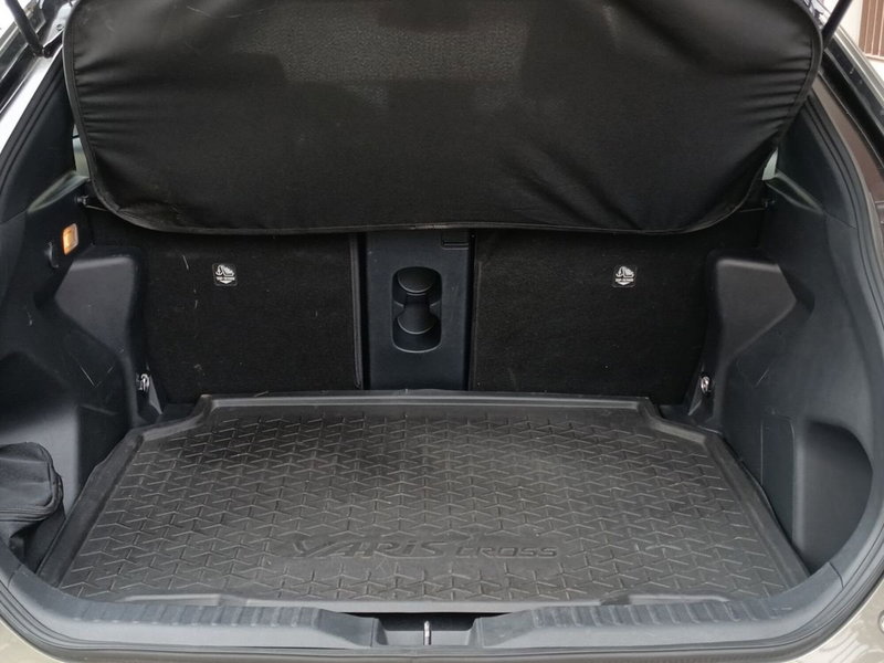 Toyota Yaris Cross usata a Milano (6)