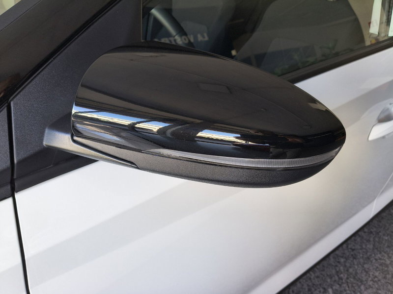 Hyundai Bayon nuova a Macerata (12)