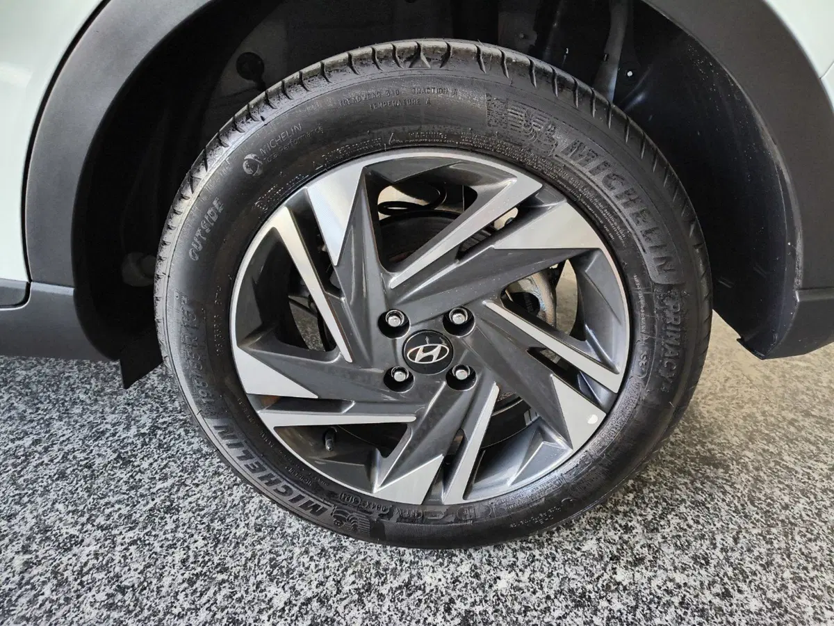 Hyundai Bayon nuova a Macerata (15)