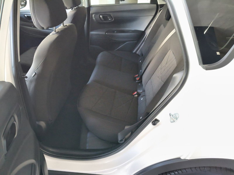 Hyundai Bayon nuova a Macerata (19)