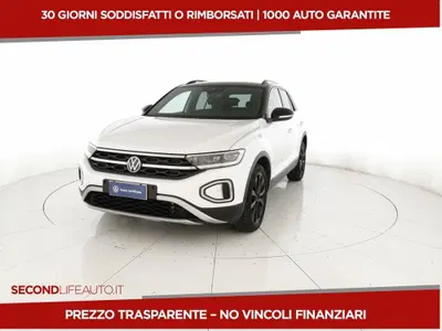 Volkswagen T-Roc 1.0 TSI Style del 2023 usata a San Salvo
